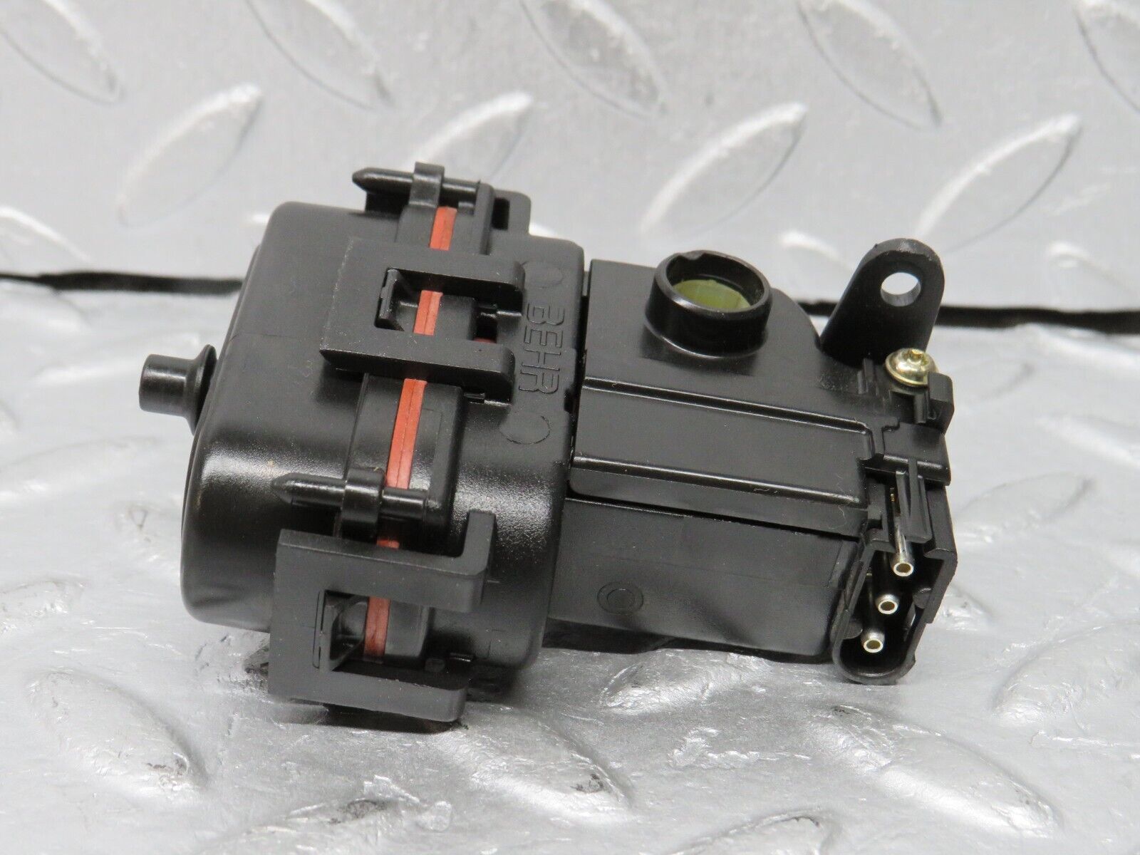 38599 Mercedes-Benz R129 280SL Coupe Heater Box Vacuum Actuator