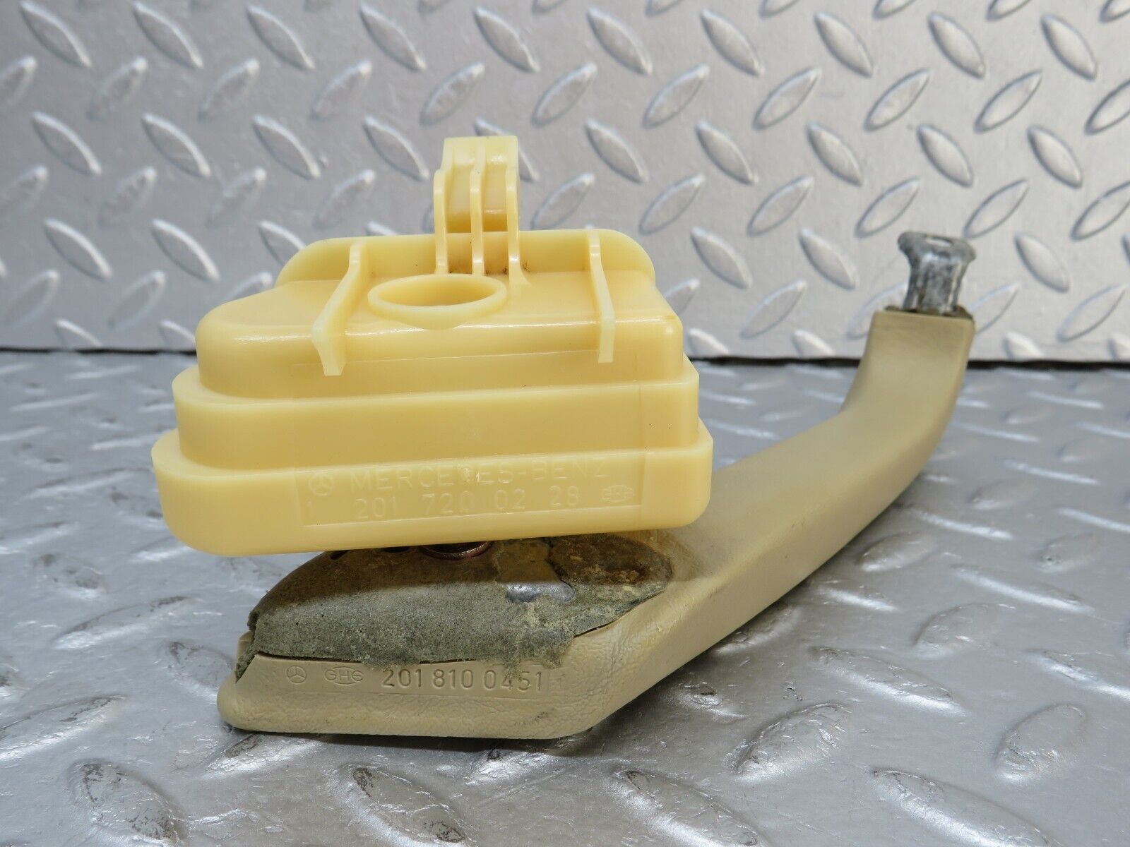 36723 Mercedes-Benz W201 190E 2.0L Interior Door Handle Beige Right 2018100451 2017200228