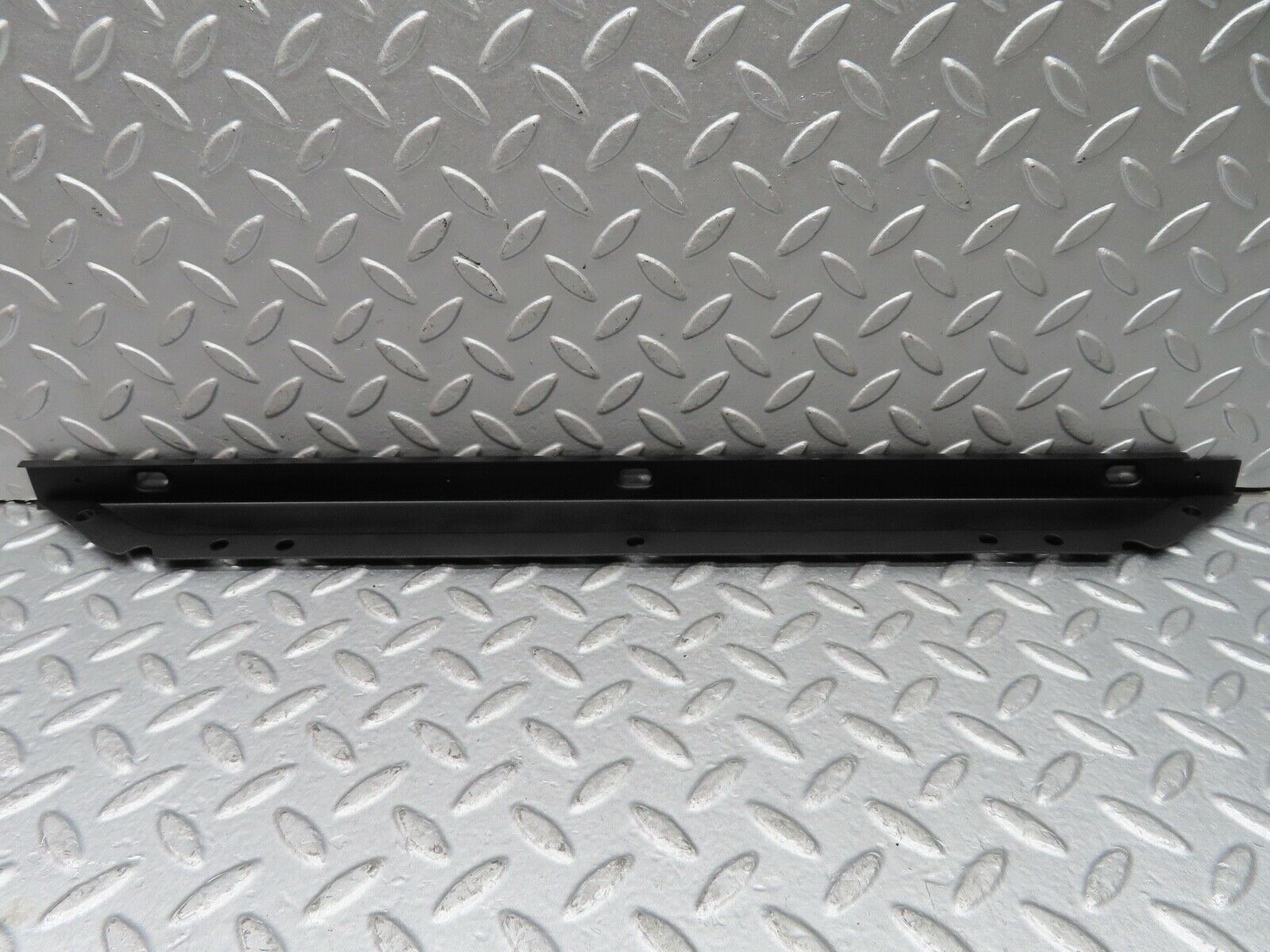 18536 Mercedes-Benz W111 220SE Coupe Rear Window Channel Support