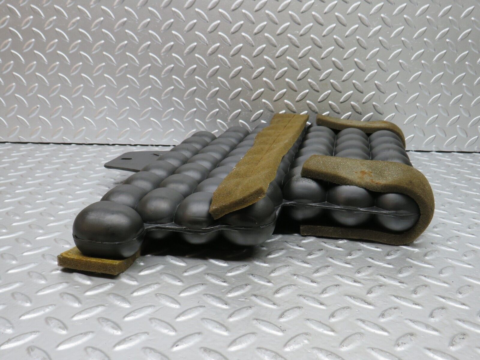 28028 Mercedes-Benz W123 280E Vacuum Reservoir 1238000519