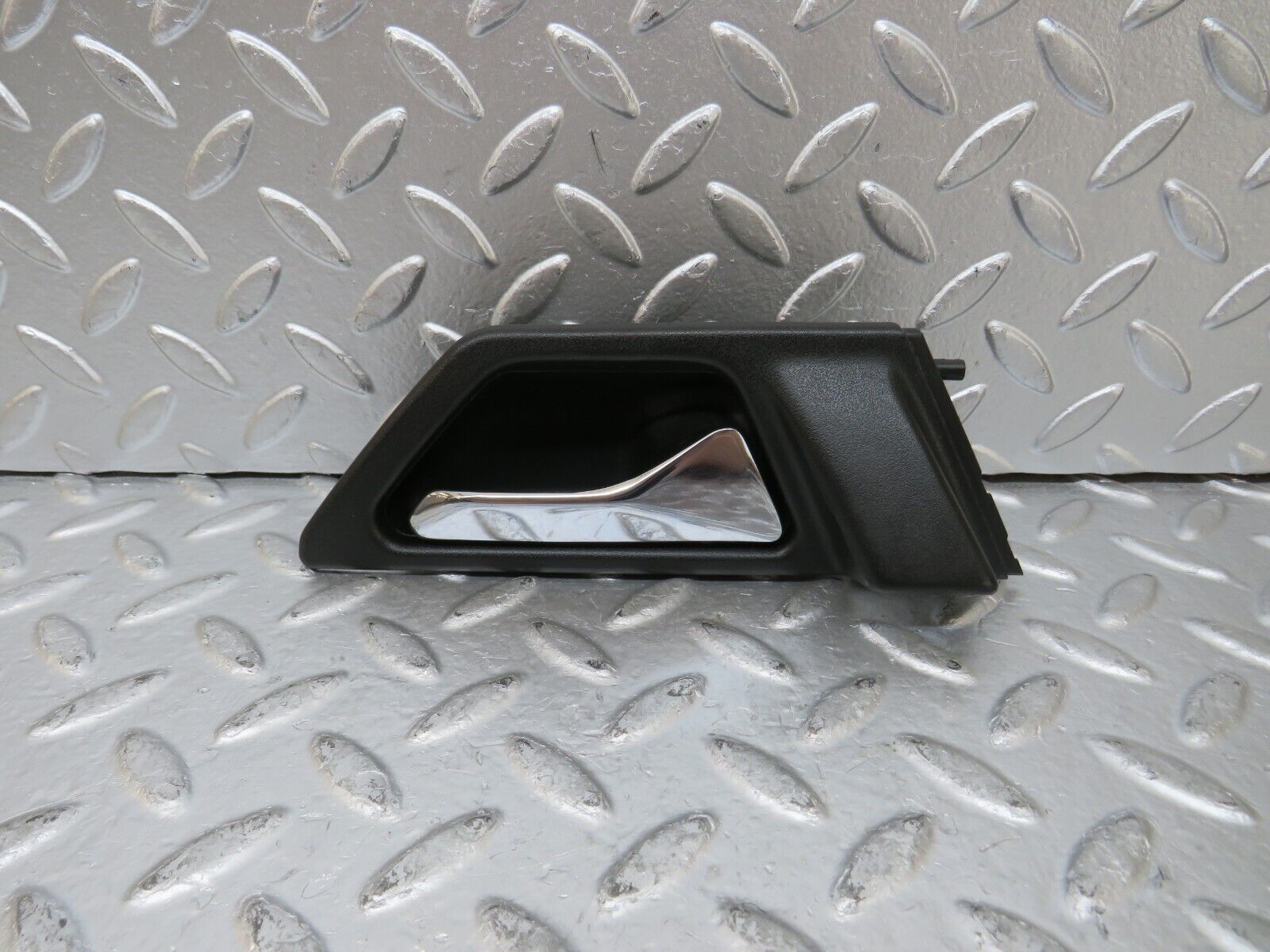 25908 Mercedes-Benz W124 280E Interior Door Handle Front Right 1247600261