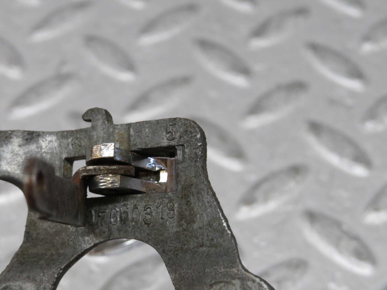 35745 Mercedes-Benz W108 Interior Door Handle Left 1157660119