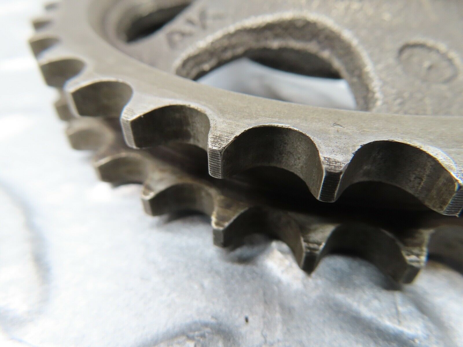 16946 Mercedes-Benz C123 280CE Coupe Timing Gear Sprocket 1160770312