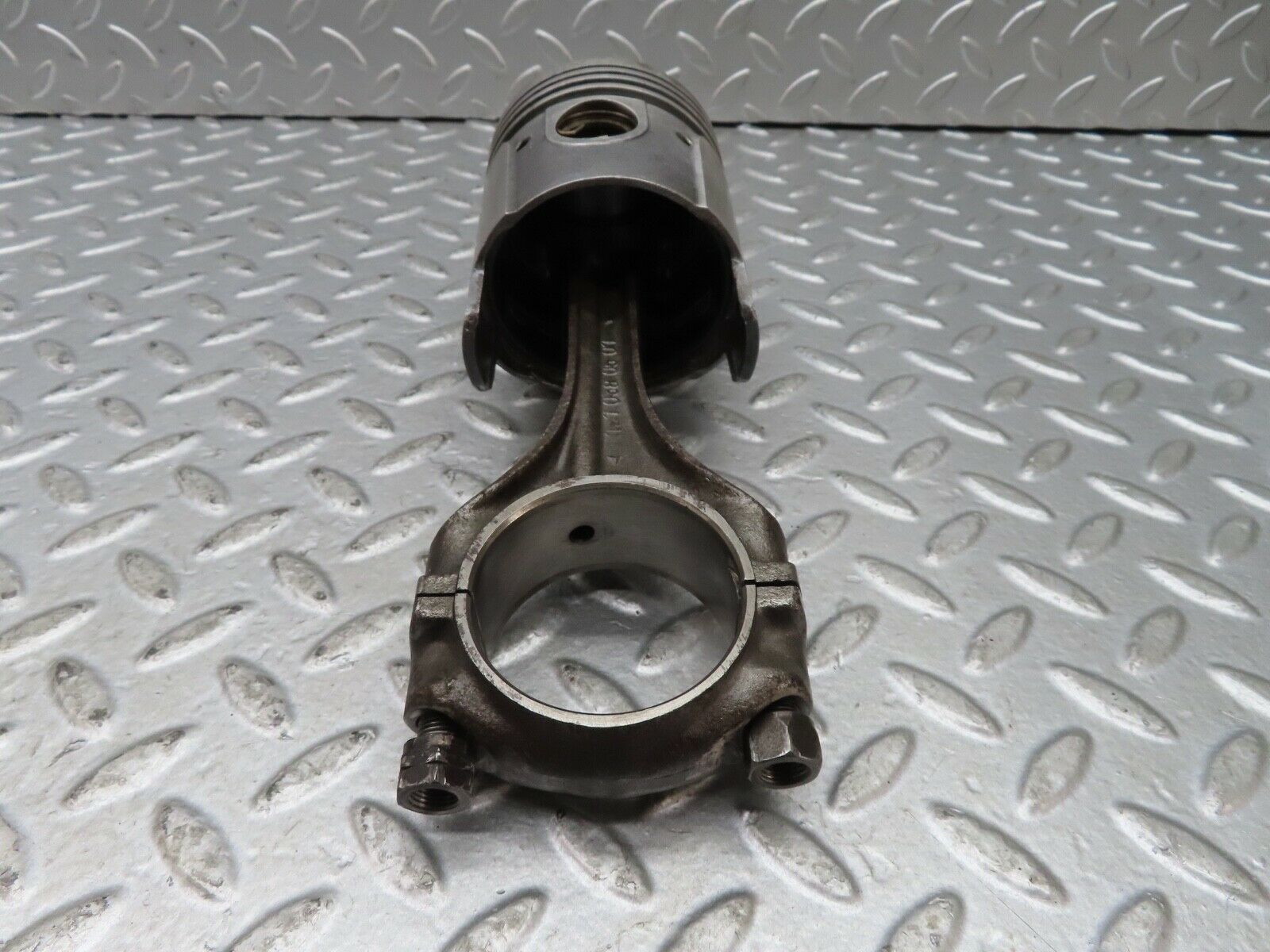 18972 Mercedes-Benz W121 190b Ponton Piston With Connecting Rod 84.97 mm