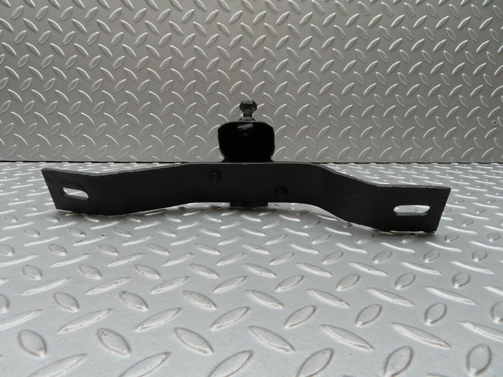 3638 Mercedes-Benz W108 280SE Front Right Bumper Bracket