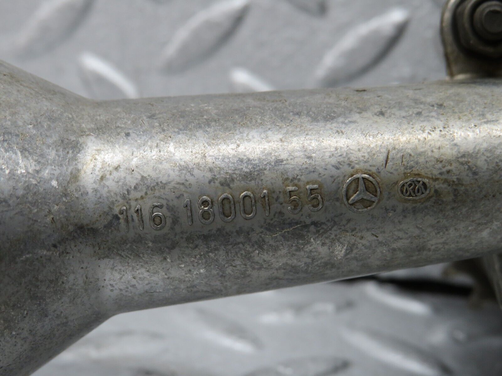 37646 Mercedes-Benz W109 300SEL Oil Pump 1161800155 1161810212