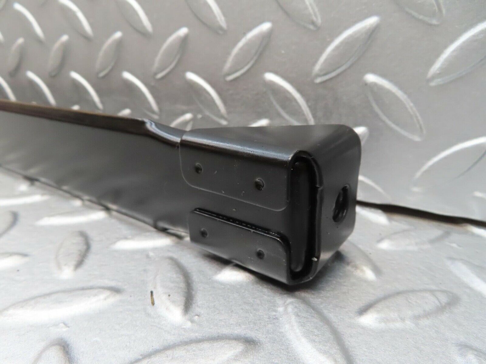 14706 Mercedes-Benz W201 190E Fuel Tank Tightening Strap 2014700040