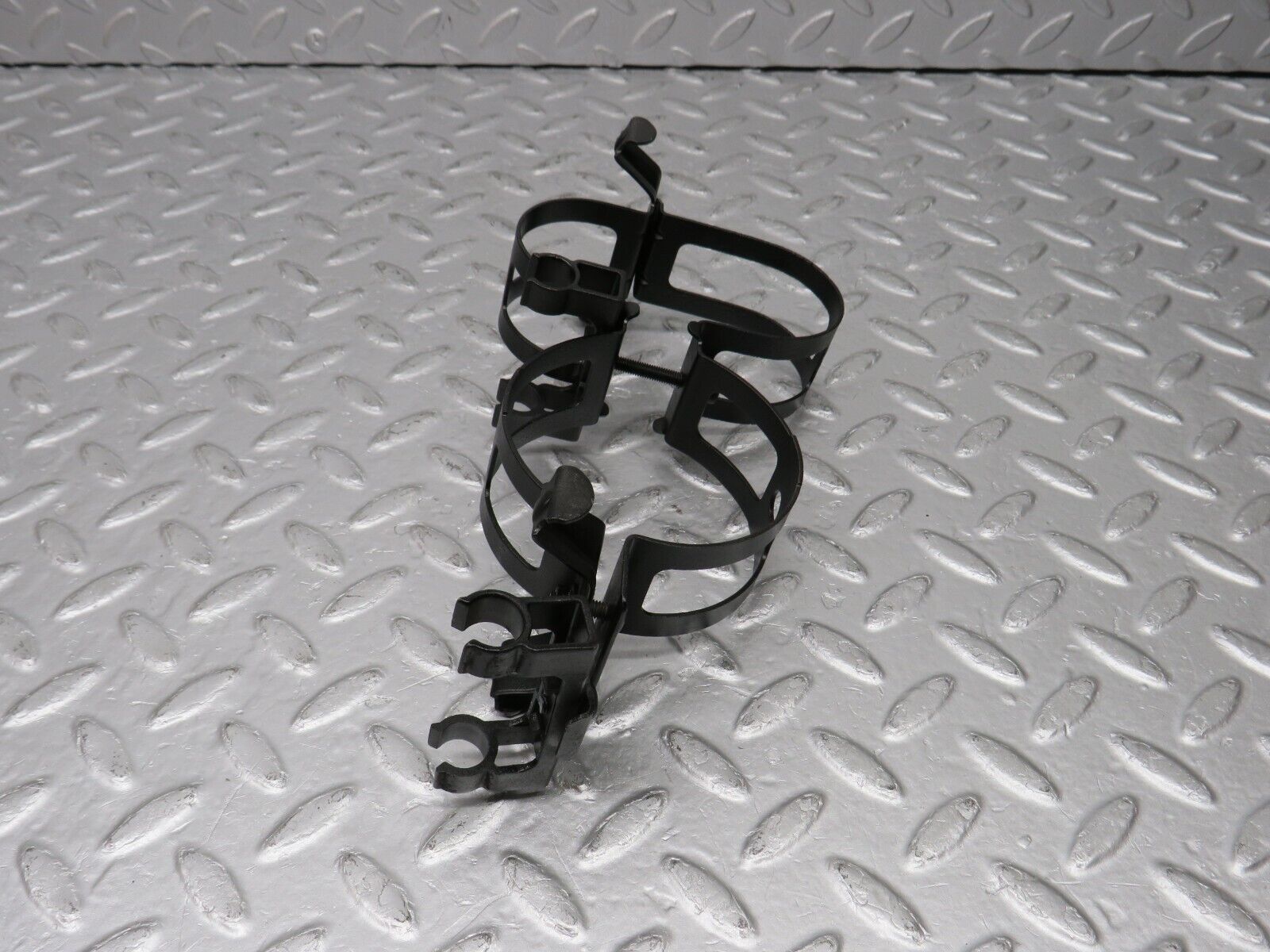 38640 Mercedes-Benz R129 280SL Coupe Fuel Pump Fuel Filter Holder Bracket