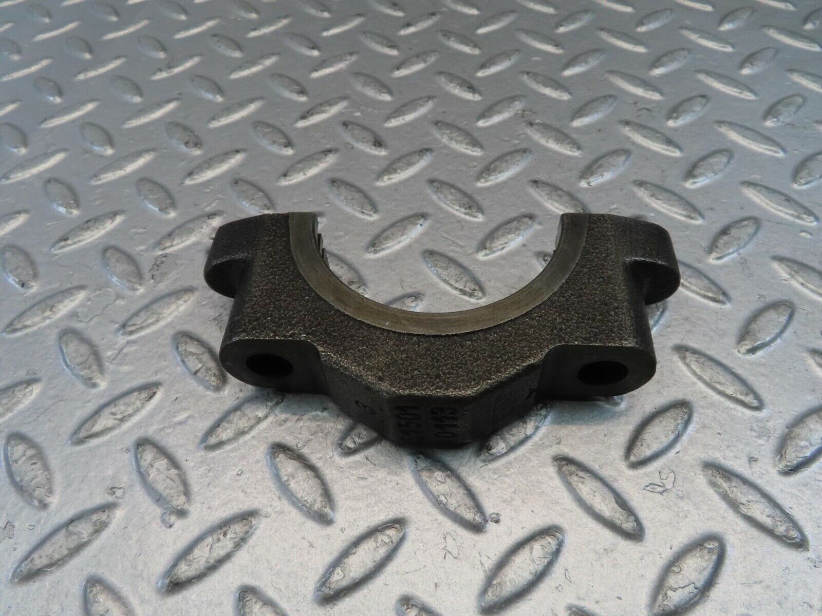 10994 Mercedes-Benz W115 220D Crankshaft Bearing Holder Block 6150110113