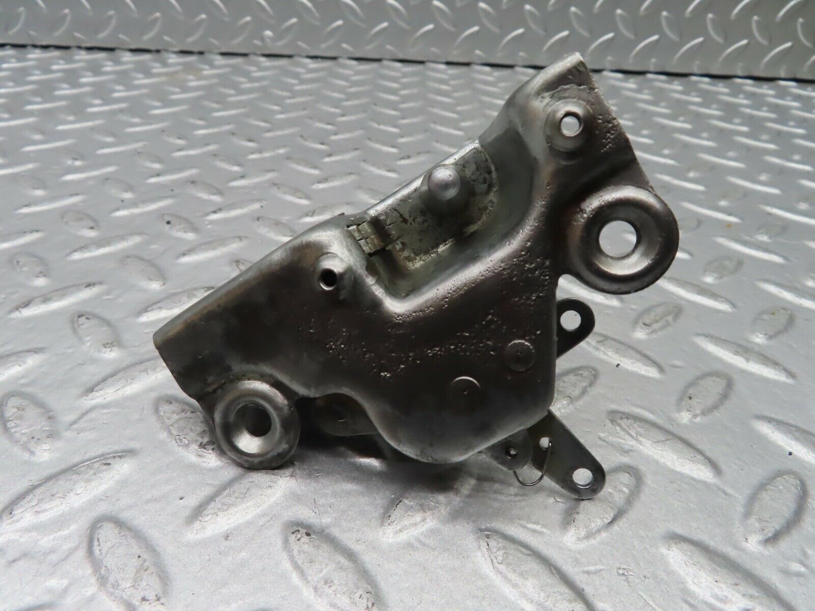 20301 Mercedes-Benz W114 280CE Coupe Left Door Lock Mechanism