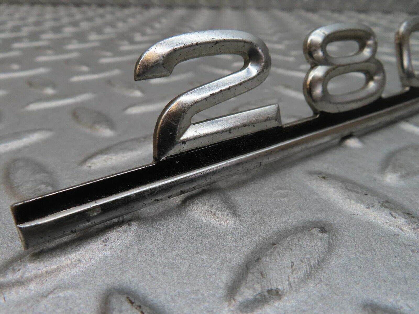12475 Mercedes-Benz W108 Trunk Badge 280S Emblem