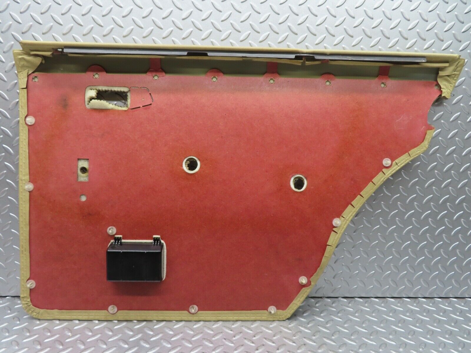 21127 Mercedes-Benz W123 230E Rear Left Door Card Beige