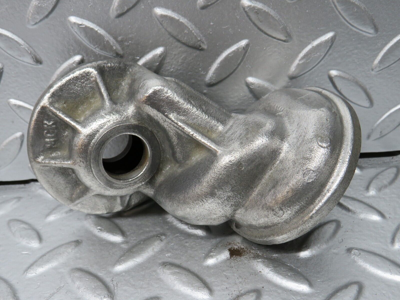 30121 Porsche 924 Oil Filter Housing 046115573