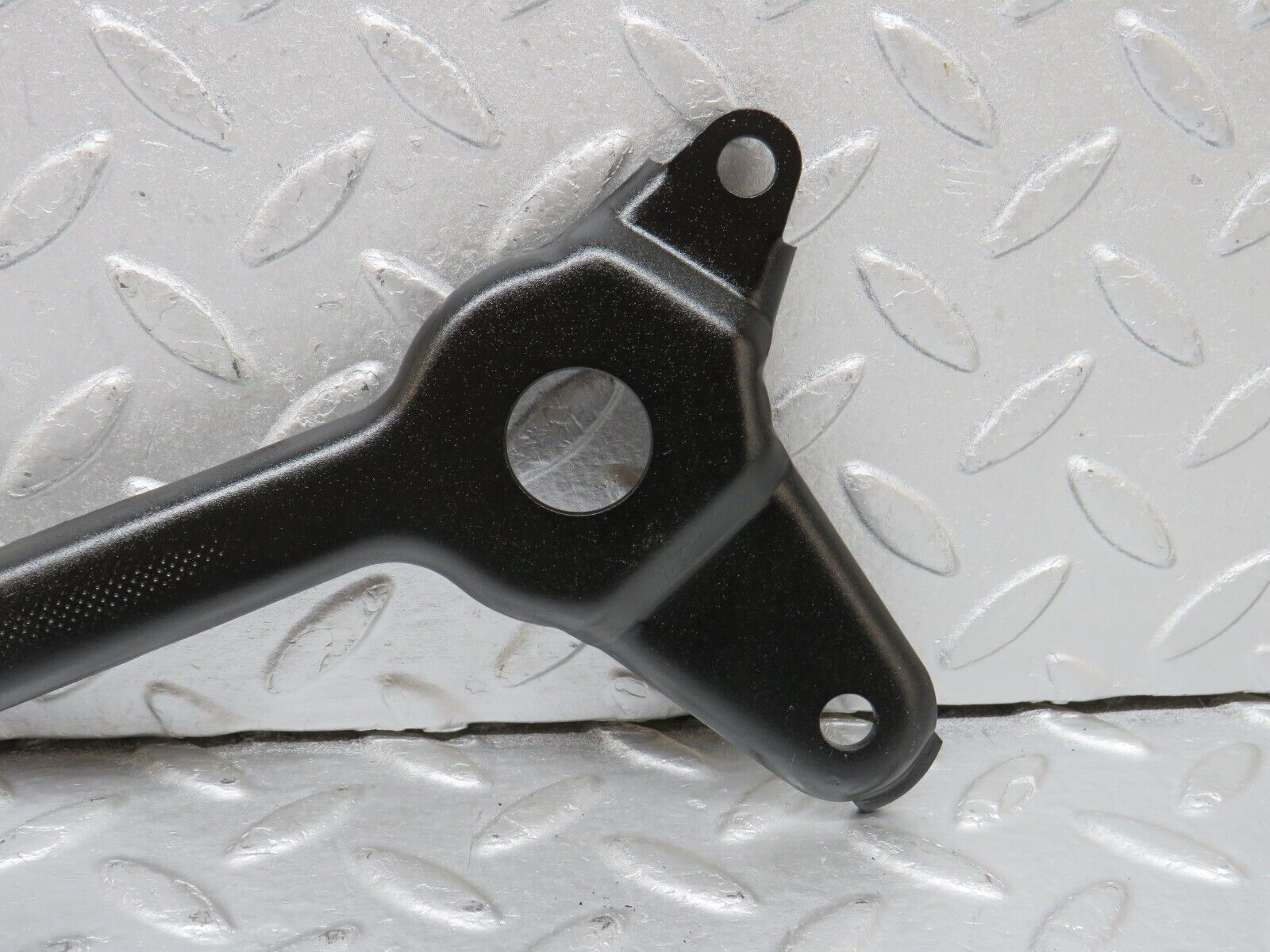 38930 Mercedes-Benz W201 190E 2.6L Belt Tensioner Bracket 1032021240