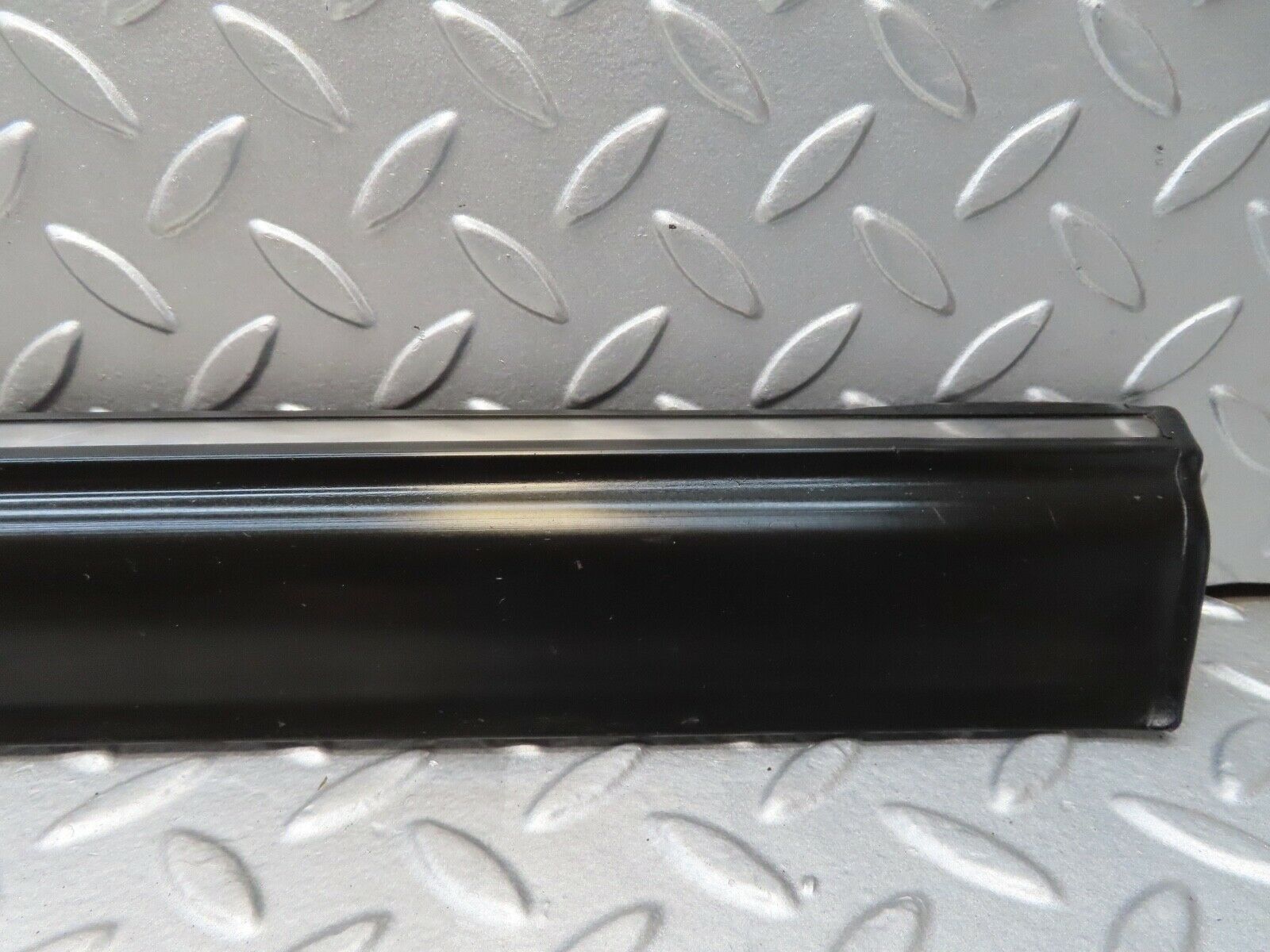 16860 Mercedes-Benz C123 280CE Coupe Right Door Lower Moulding Trim