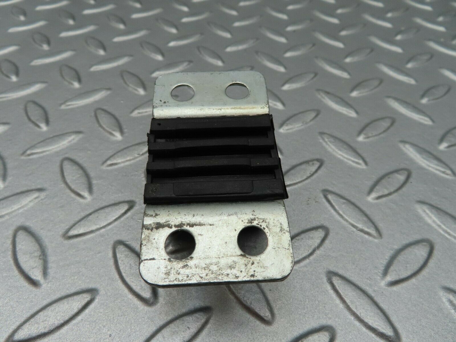 3722 Mercedes-Benz S123 200T Wagon Door Lock Latch Left Side