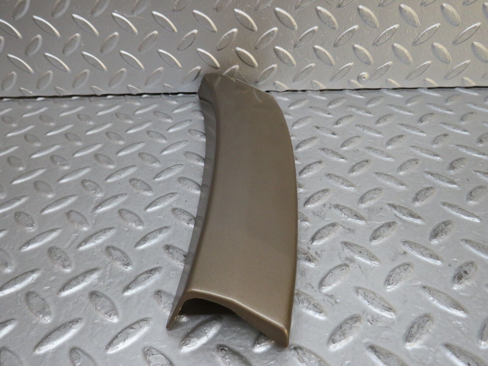 29440 Mercedes-Benz W124 230E Rear Right Fender Wing Lower Moulding Trim 1246902040