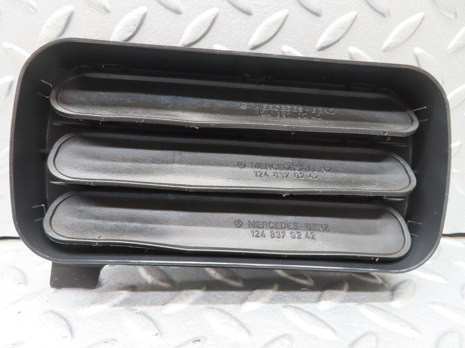 17261 Mercedes-Benz R129 300SL Coupe Rear Air Intake Vent 1248370230