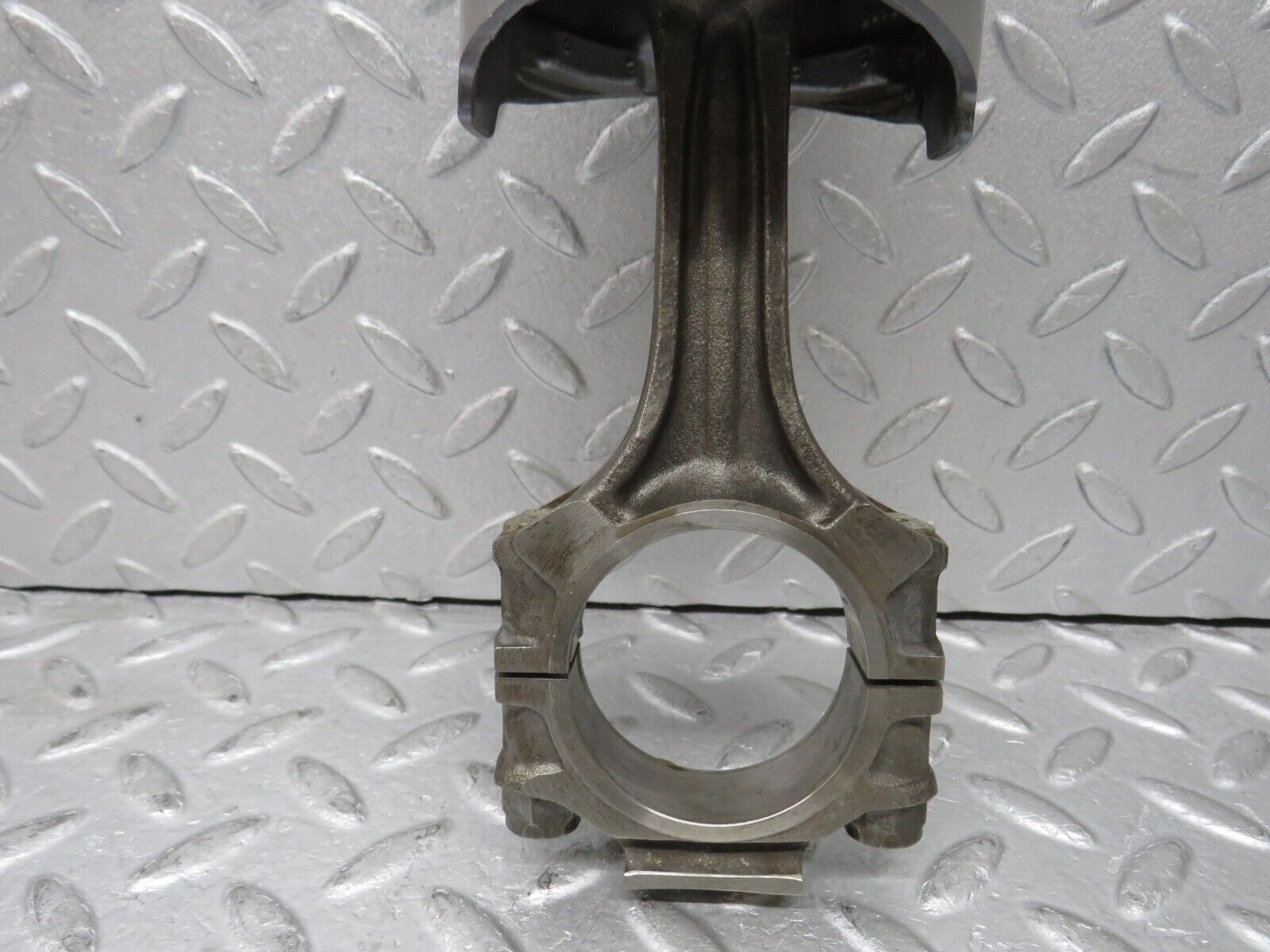 37630 Mercedes-Benz W109 300SEL Piston With Connecting Rod 91.5 mm