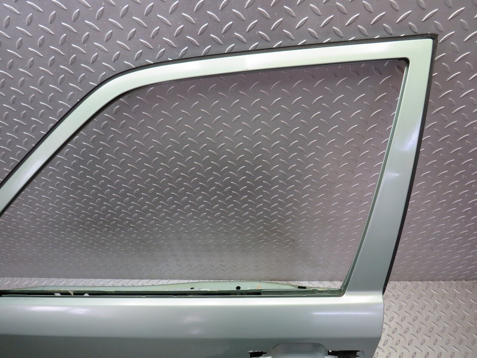 34239 Mercedes-Benz W124 260E Front Left Door