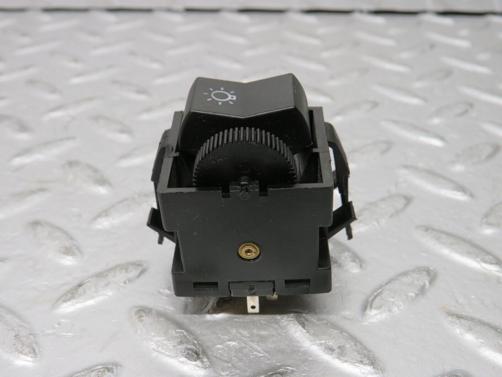 30041 Porsche 924 Headlight Switch 477941531