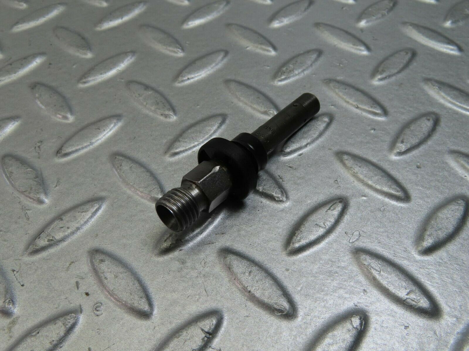 9463 Mercedes-Benz C124 300CE Coupe Fuel Injector Bosch 0437502010