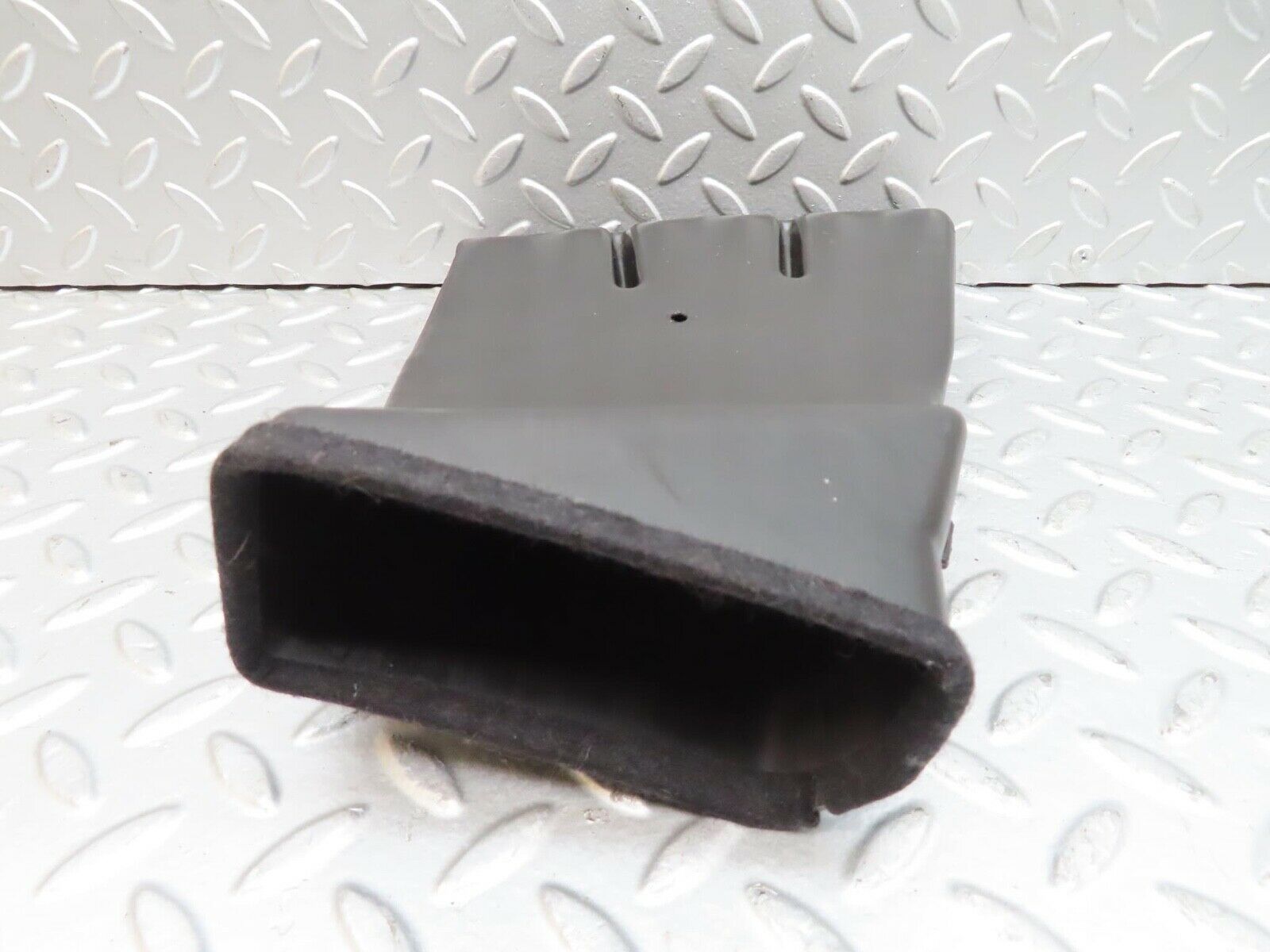 15305 Mercedes-Benz W123 230E Air Duct Heater Ventilation Left 1238310446