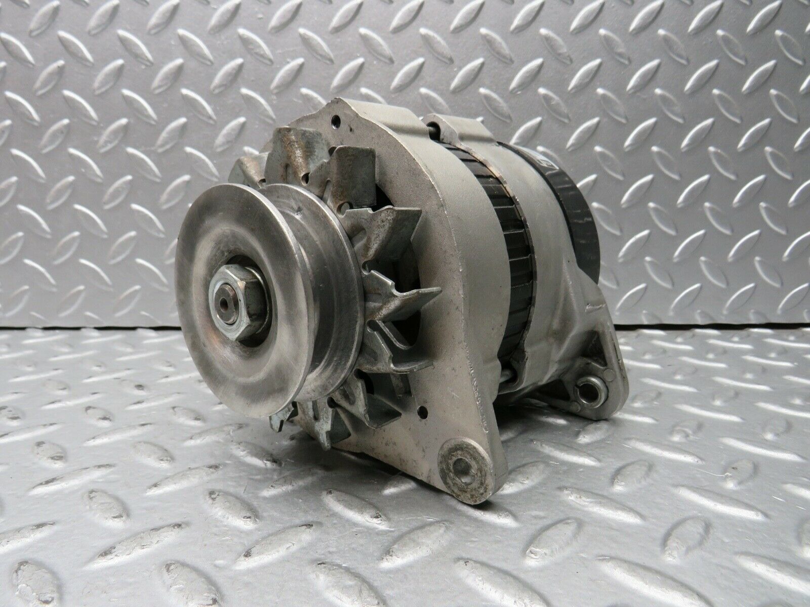 21929 Mercedes-Benz Alternator Generator 400490