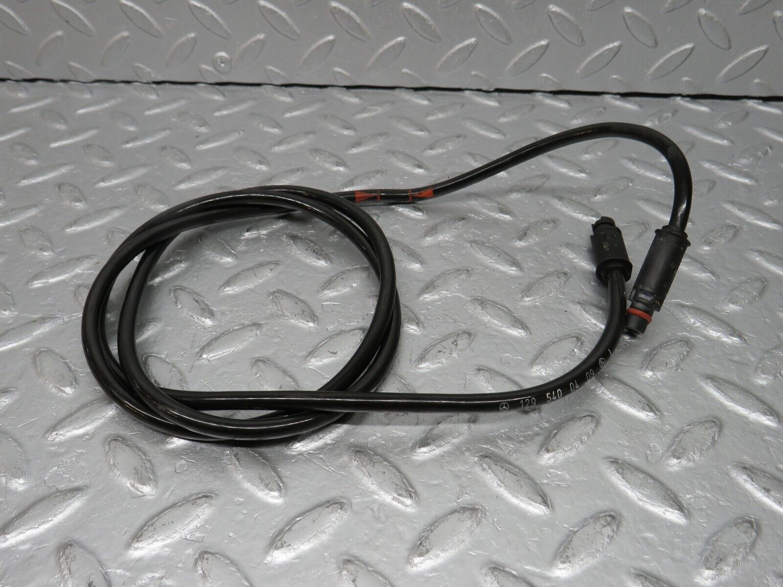 38576 Mercedes-Benz R129 280SL Coupe Suspension Roll Bar Cable 1295400409