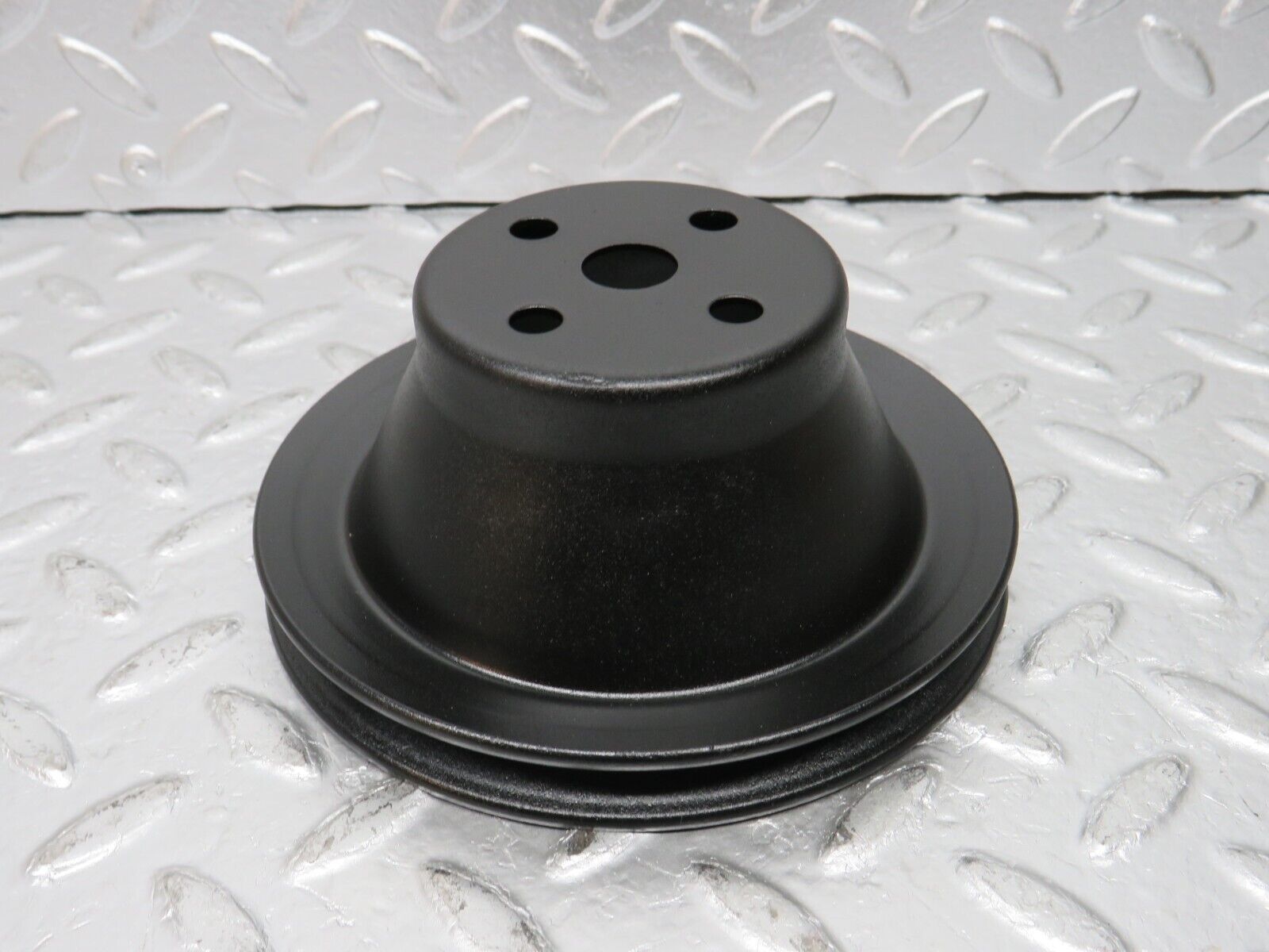 31124 Mercedes-Benz W123 200D Water Pump Pulley