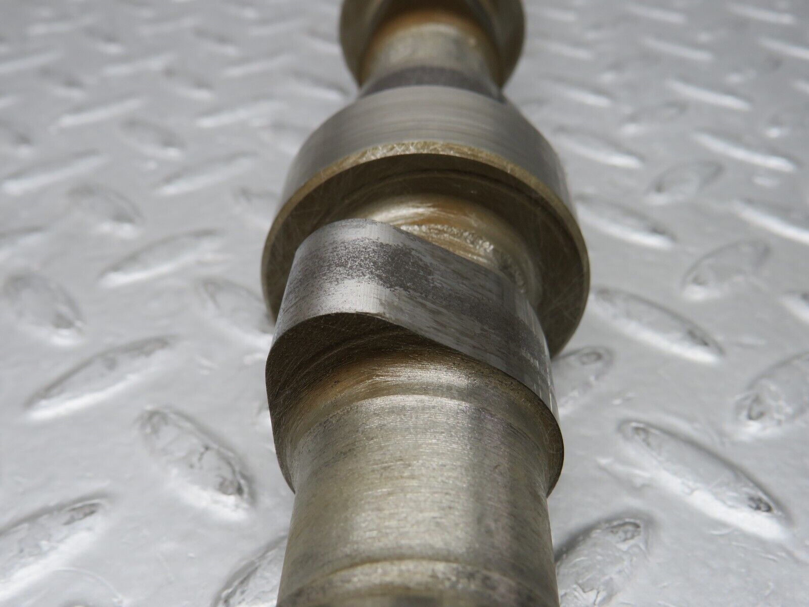 37134 Mercedes-Benz C126 420SEC Coupe Camshaft Right Side 11711