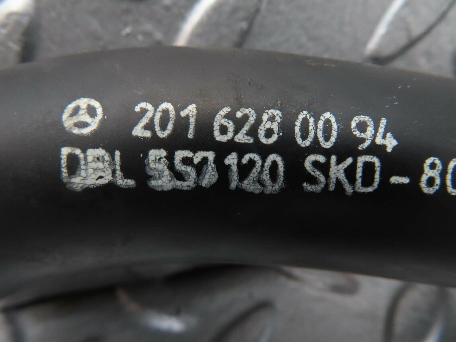 14765 Mercedes-Benz W201 190E Water Drain Rubber Hose Pipe 2016280094