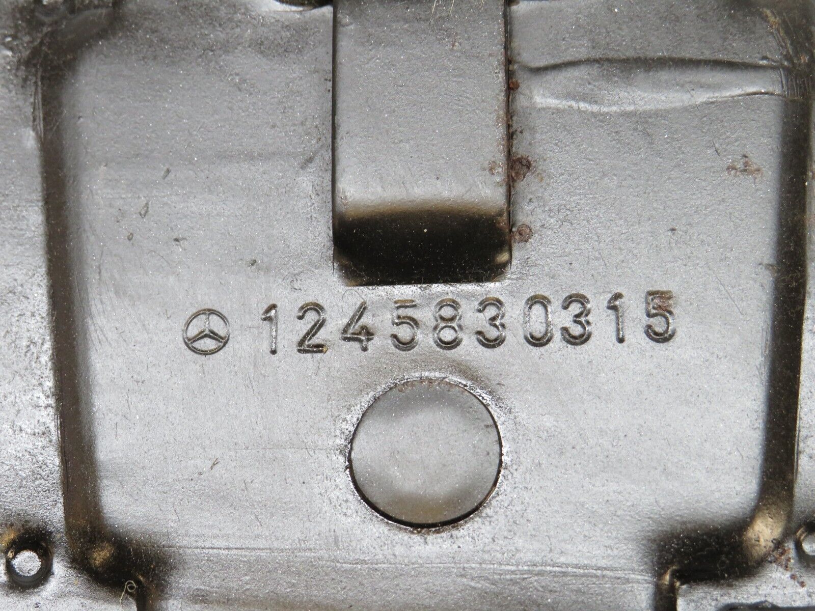 32730 Mercedes-Benz W124 Car Jack 1245830315