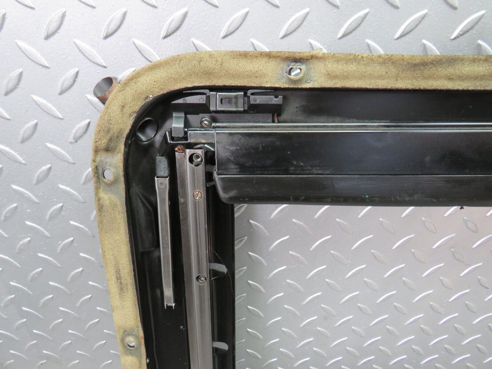 33867 Mercedes-Benz W201 190E 2.0L Power Sunroof Frame 2017800144