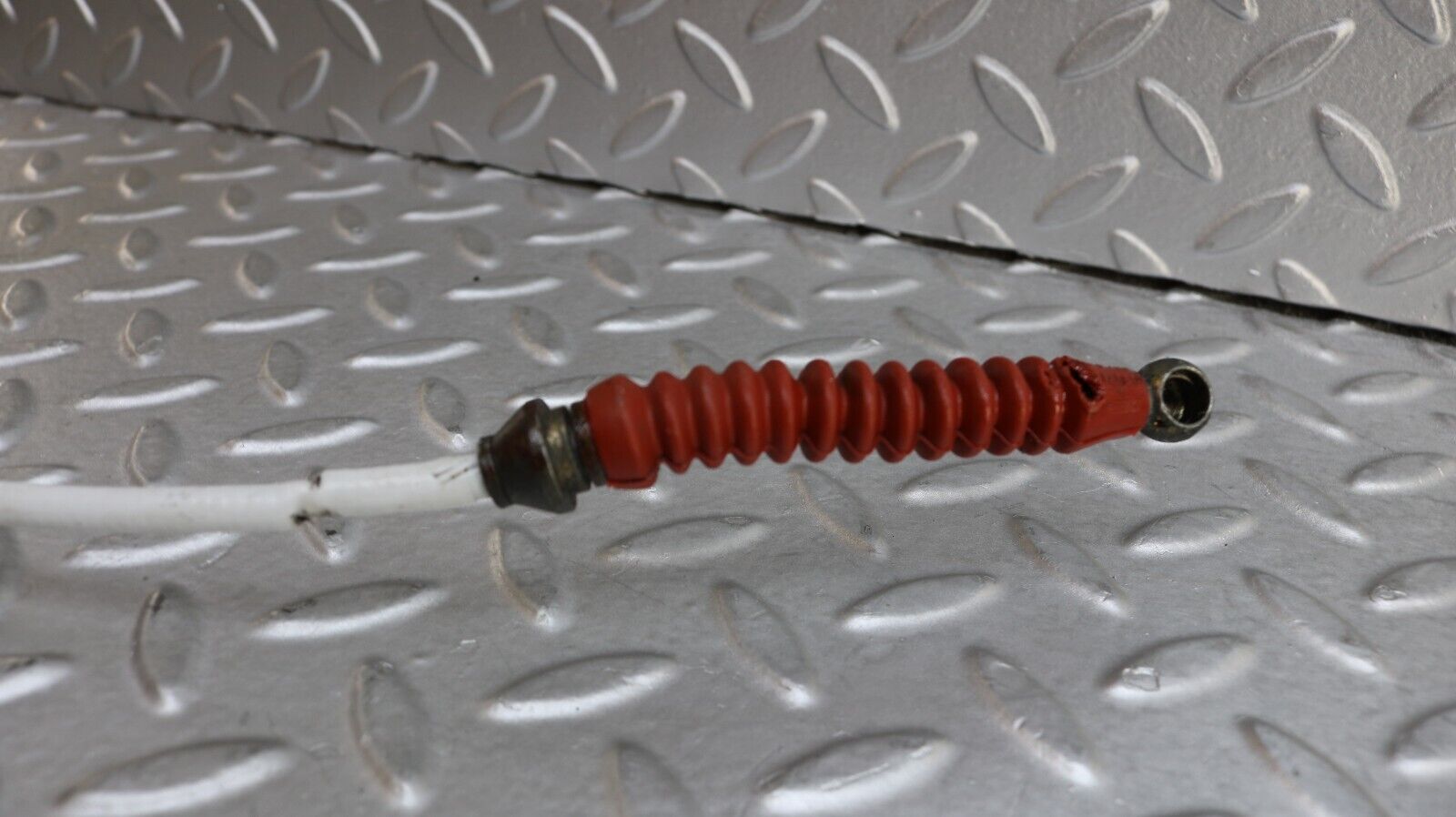 37184 Mercedes-Benz C126 420SEC Coupe Automatic Gearbox Kickdown Cable