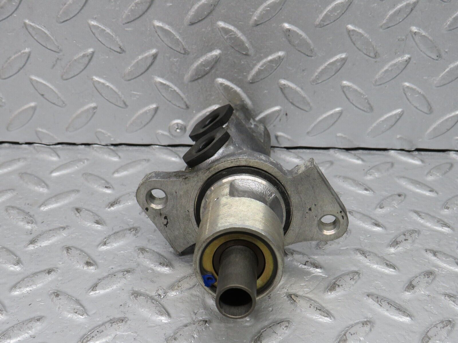 38740 Mercedes-Benz W201 190E 2.6L Brake Master Cylinder ATE