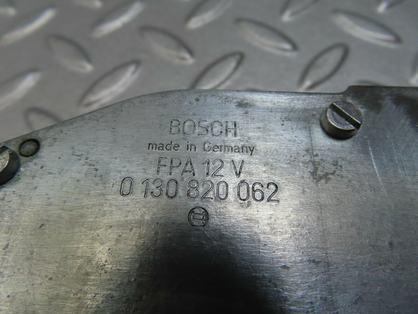 8257 Mercedes-Benz W116 Rear Right Window Regulator Motor 0130820062