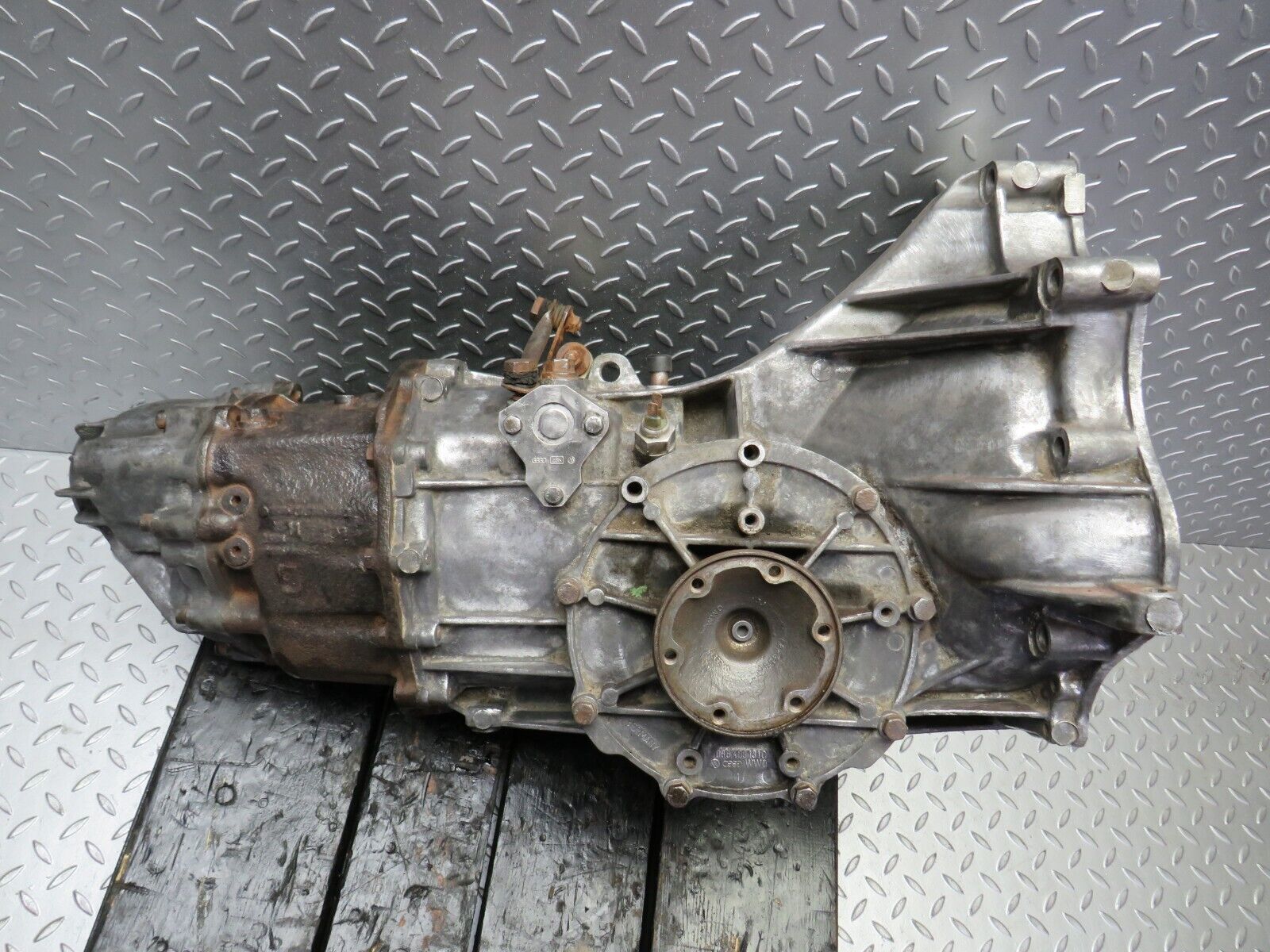 30193 Porsche 924 Manual Gearbox 5 Speed MD25053 016301107