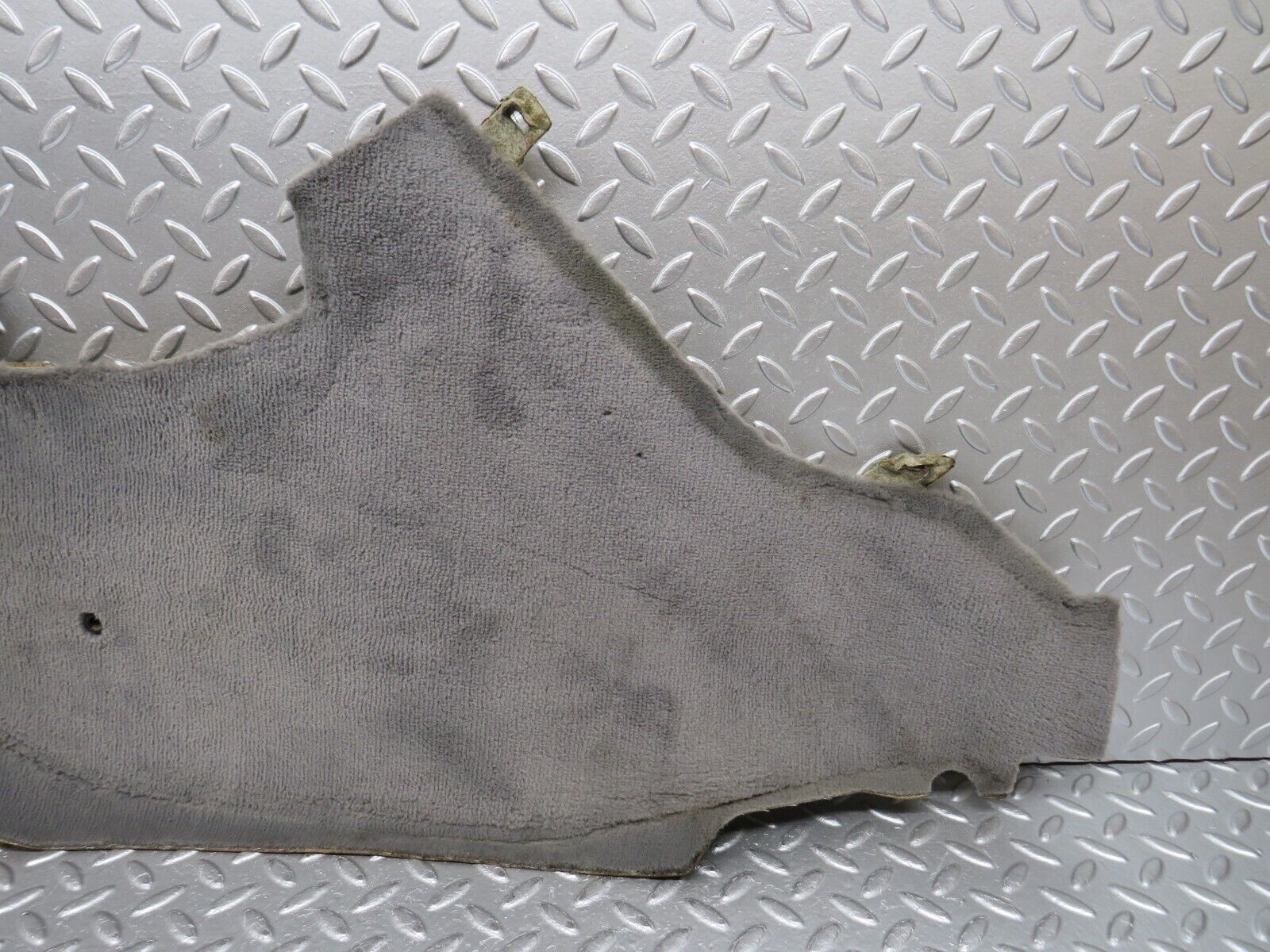 31340 Mercedes-Benz S124 220TE Wagon Centre Console Carpet Left Side Grey