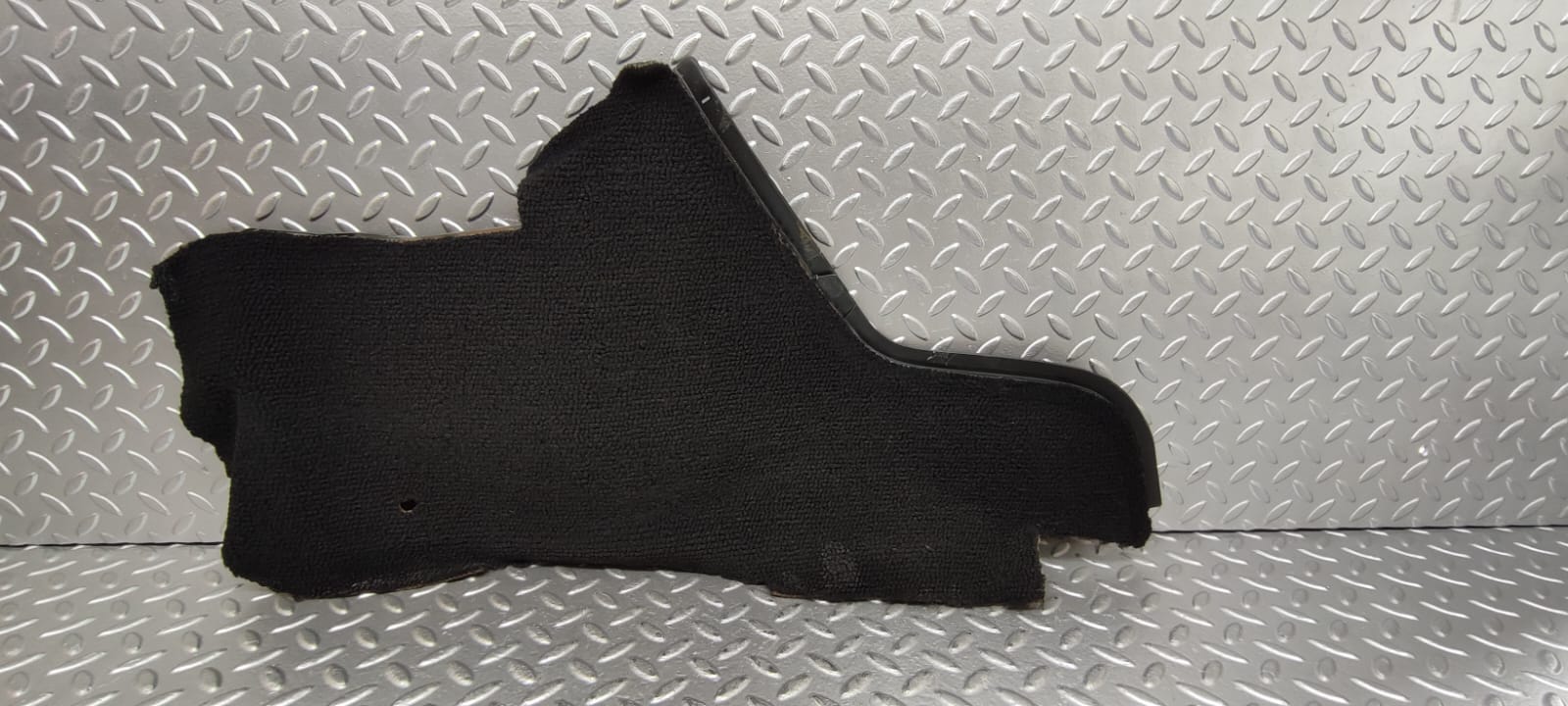 2440 Mercedes-Benz W123 280E Centre Console Carpet Black Left Side