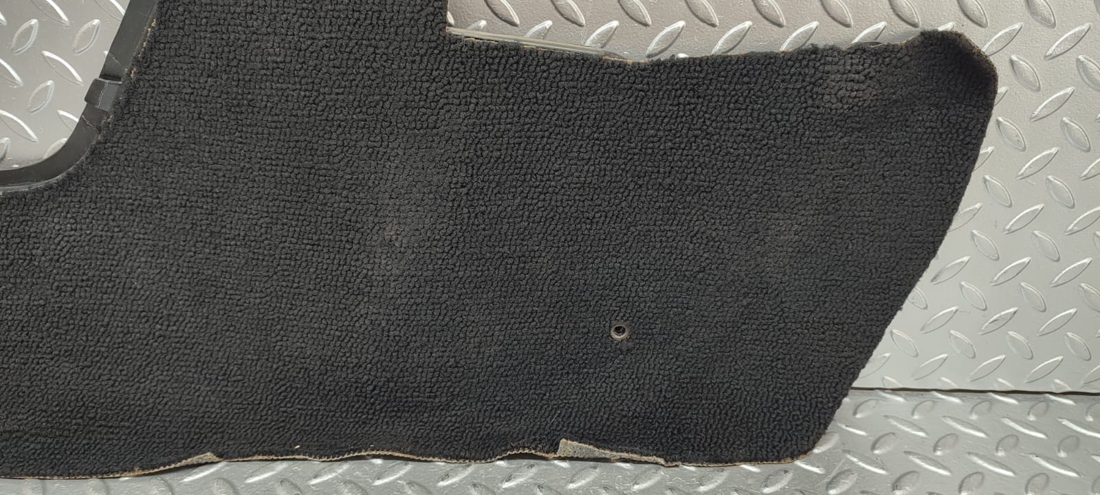 2441 Mercedes-Benz W123 280E Centre Console Carpet Black Right Side