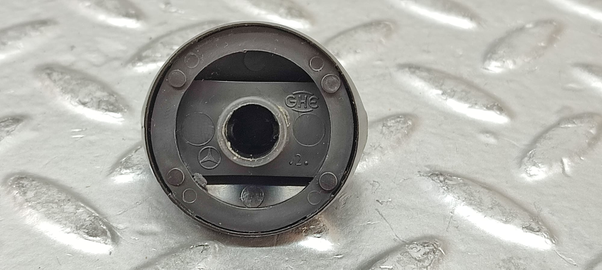 26904 Mercedes-Benz W123 240D Heater Control Knob Set