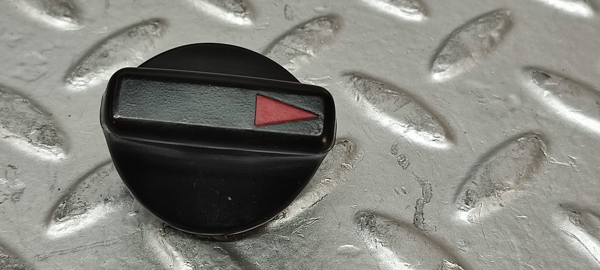 26904 Mercedes-Benz W123 240D Heater Control Knob Set