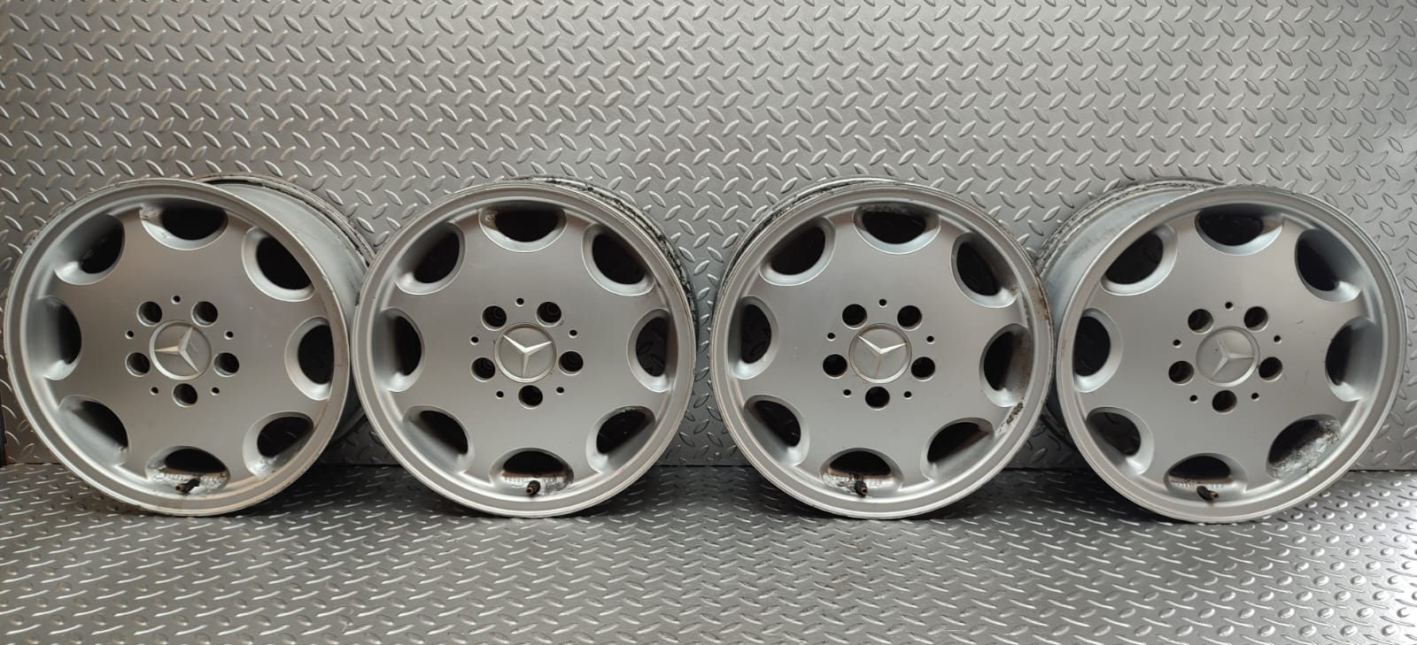 12109 Mercedes-Benz Alloy Wheel Set 6.5Jx15H2 ET37