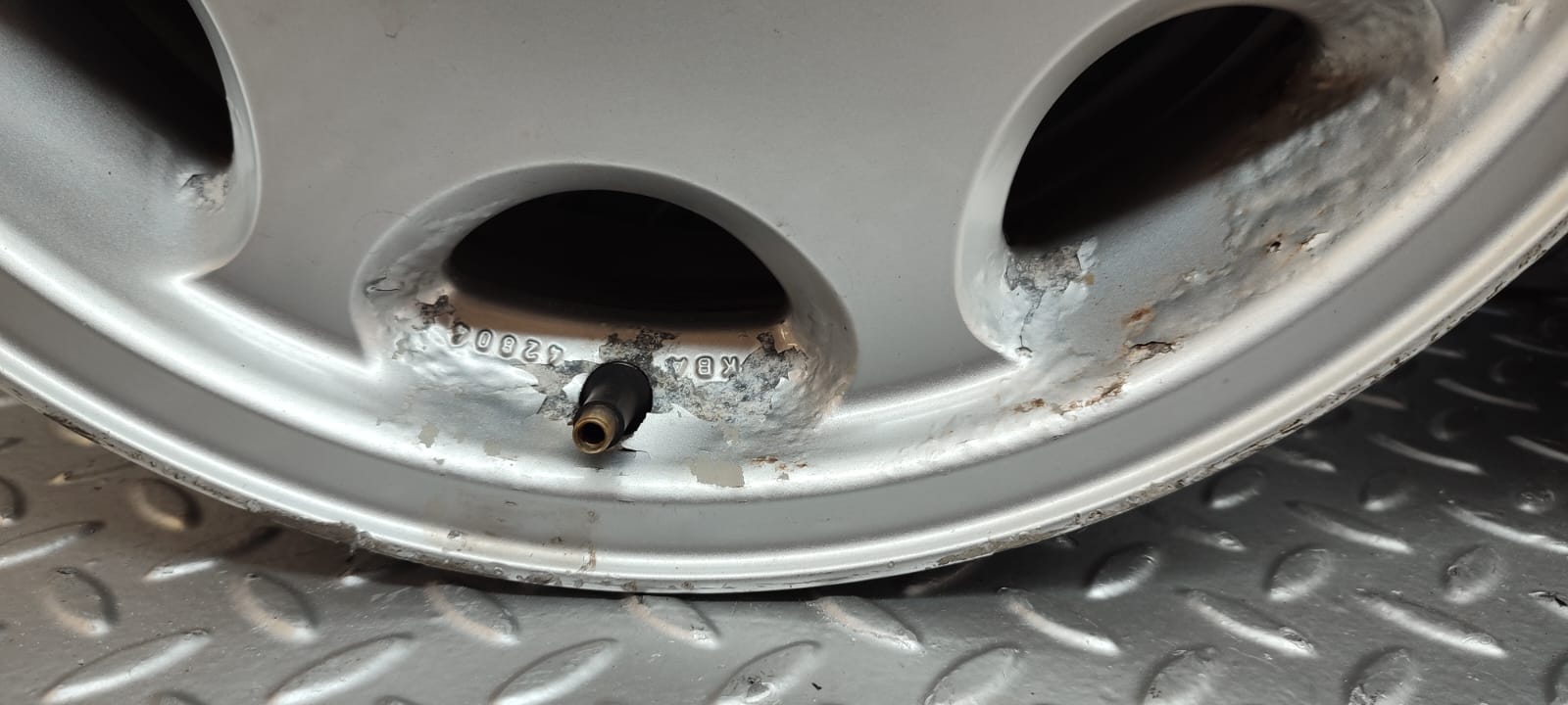 12109 Mercedes-Benz Alloy Wheel Set 6.5Jx15H2 ET37