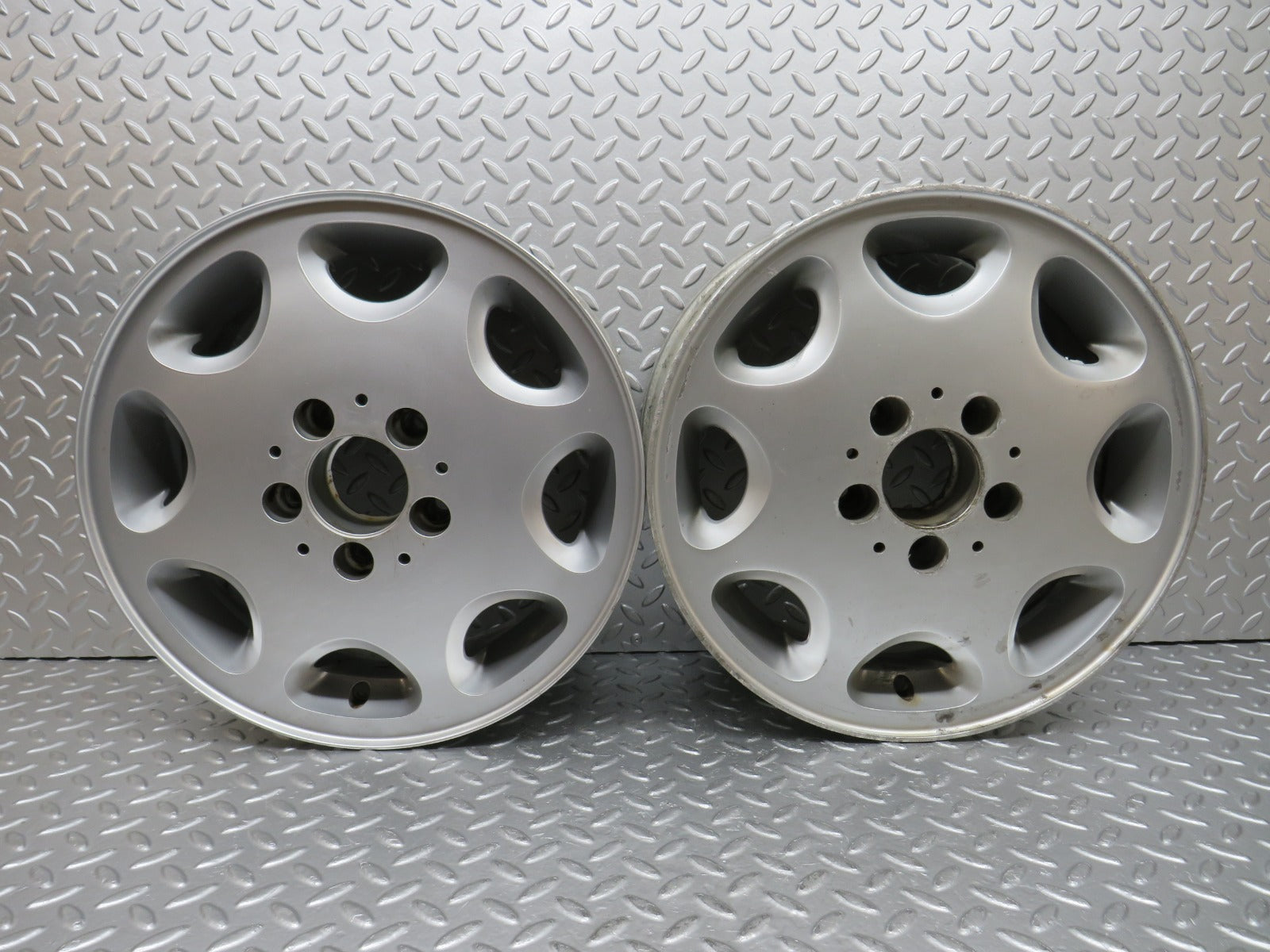 27468 Mercedes-Benz Alloy Wheel Set 6.5Jx15H2 ET44 1244011802 1244011202