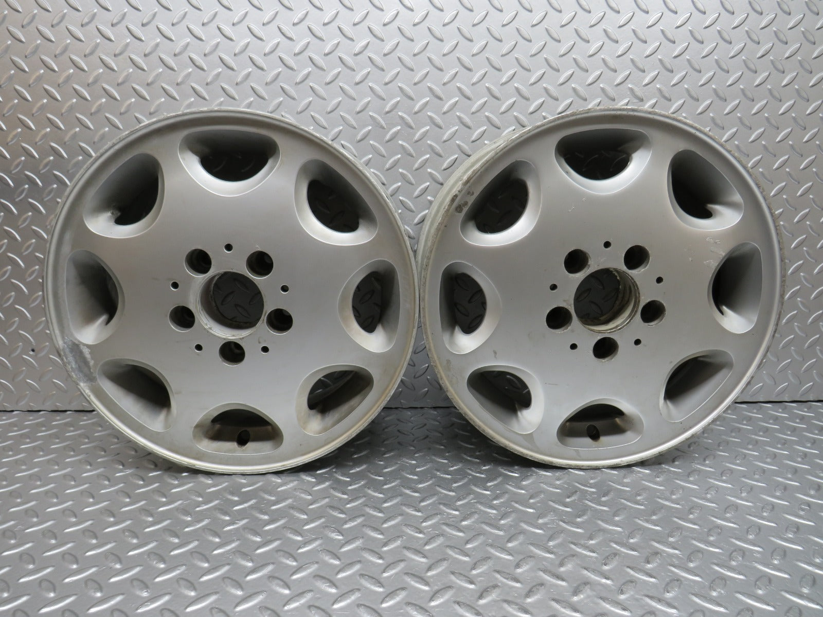 27468 Mercedes-Benz Alloy Wheel Set 6.5Jx15H2 ET44 1244011802 1244011202