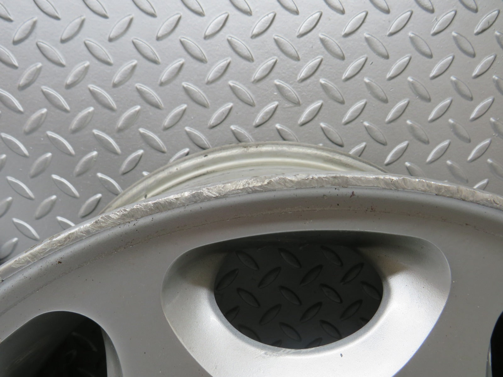 27468 Mercedes-Benz Alloy Wheel Set 6.5Jx15H2 ET44 1244011802 1244011202