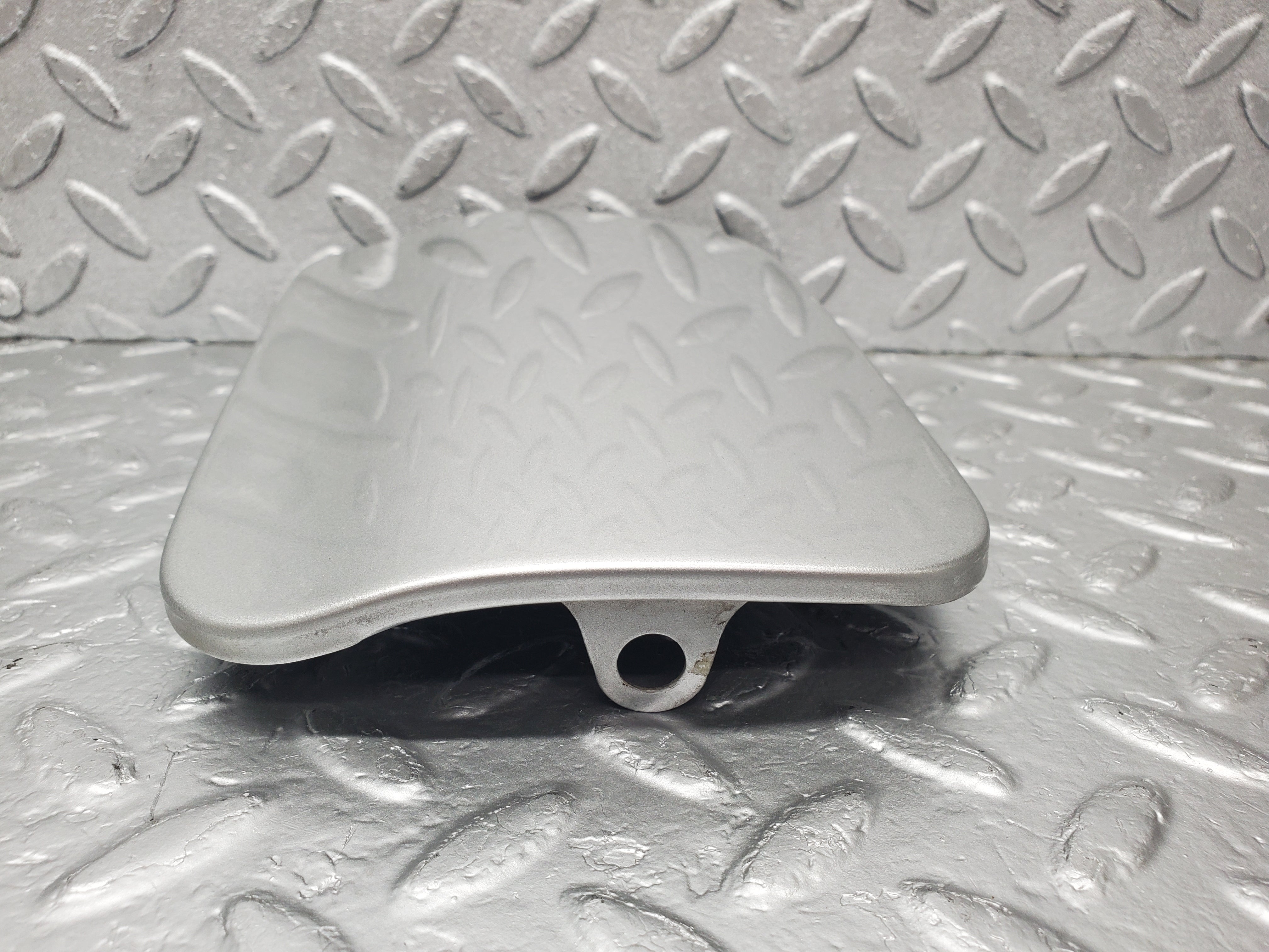 1617 Mercedes-Benz W220 S430 Fuel Flapper Cover Door 2205840139
