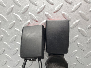 W220 centre seat belt buckle used OEM